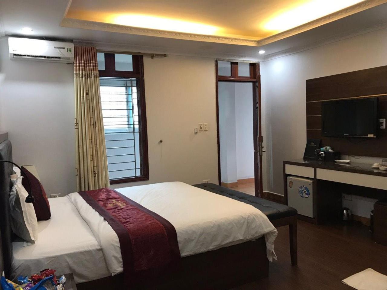 Hoang Gia - Ng45 Tran Thai Tong Hn - By Bay Luxury *